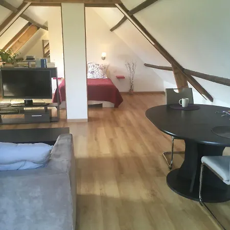 L'annexe Bed & Breakfast Saint-Étienne-la-Thillaye